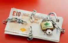 Many UK retirees seen using pension freedoms to get cash 